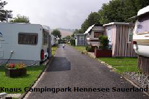 FERIENPARK FERIENDORF  Knaus Campingpark Hennesee Sauerland: STELLPL�TZE