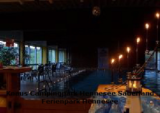 Hallenbad Knaus Camping Sauerland Ferienhaus Hennesee